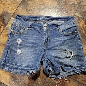 Junior Jean distressed shorts